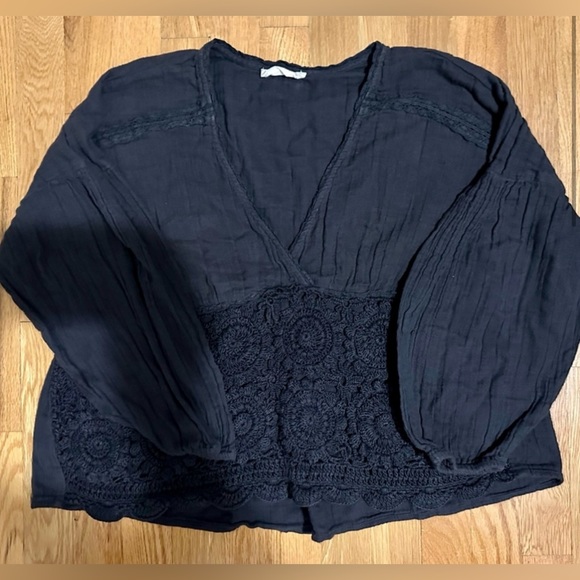 Lucky Brand Tops - LUCKY BRAND BLOUSE (Crocheted Bottom)
